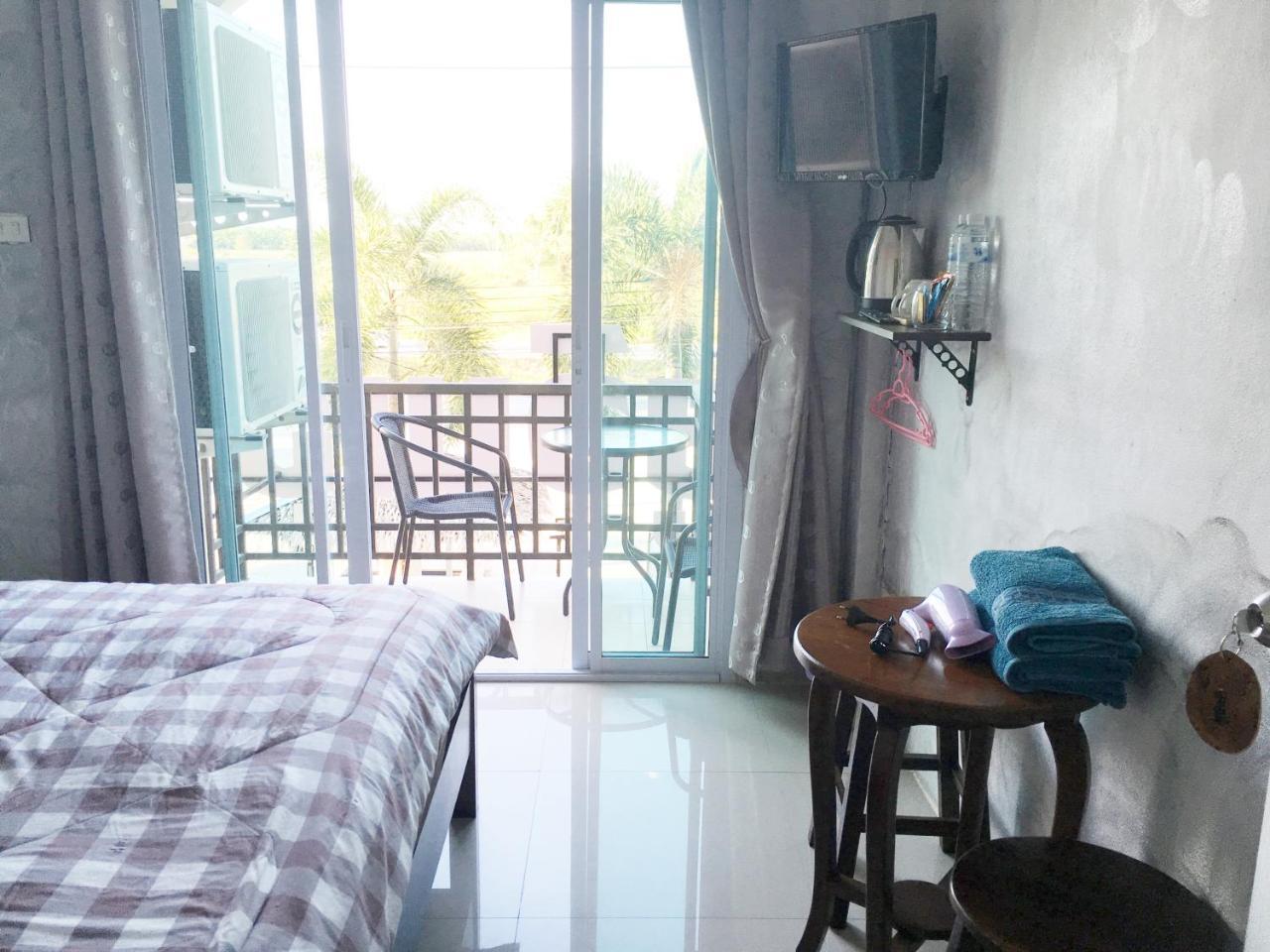 You In House Urt Surathani Airport Surat Thani Exterior photo
